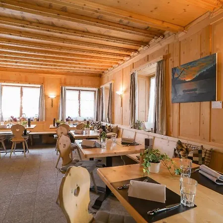 博尼娜豪斯酒店