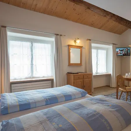 Ξενοδοχείο & Berninahaus Pontresina