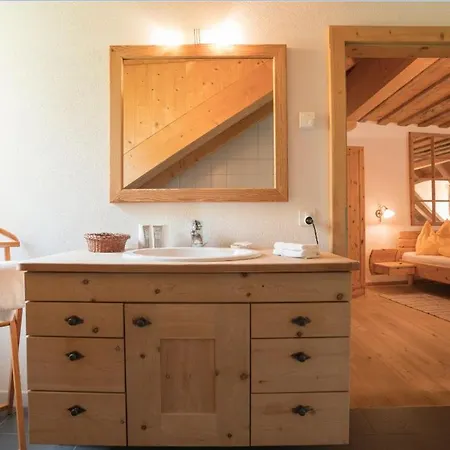 博尼娜豪斯酒店 酒店