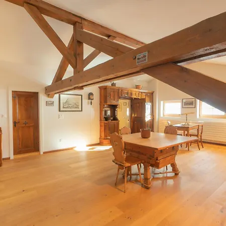 博尼娜豪斯酒店 酒店