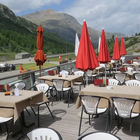 Hotel & Berninahaus Pontresina