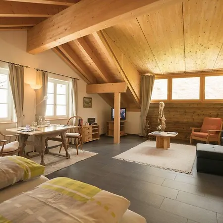 Hotel & Berninahaus 3*