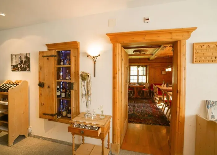 Hotel Gasthaus&hotel Berninahaus 3*