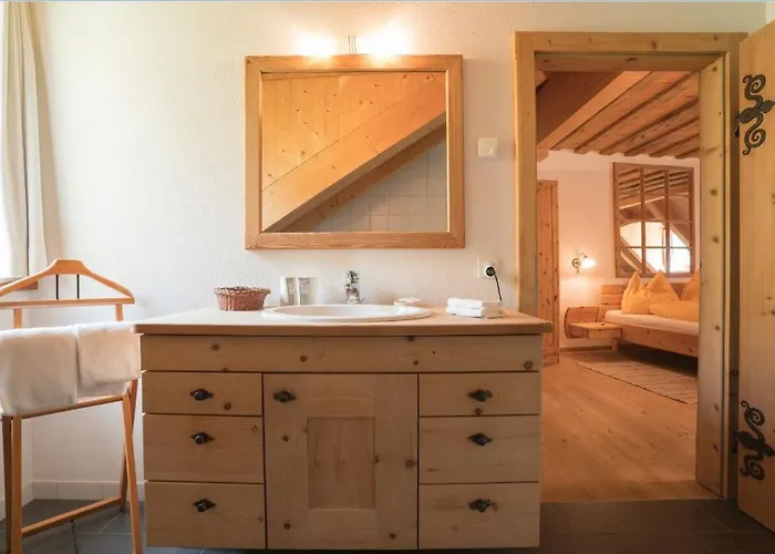 & Berninahaus Hotell