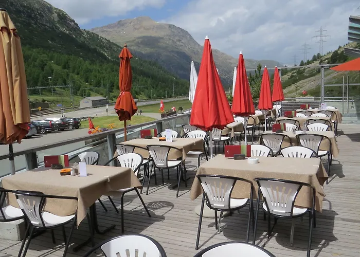 Hotell & Berninahaus Pontresina