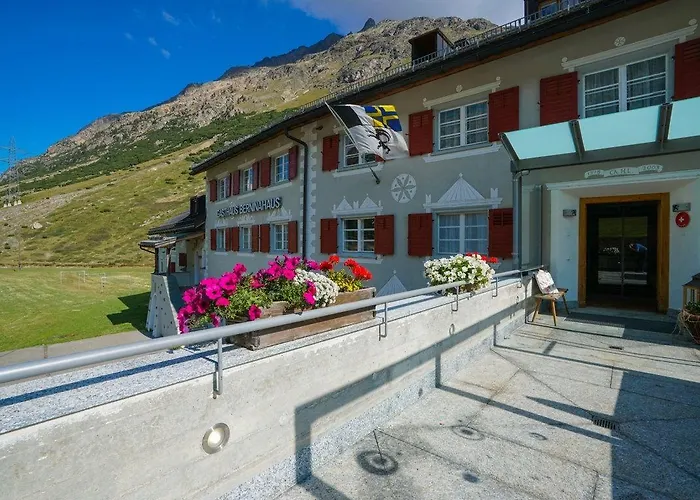 Hotel Gasthaus&hotel Berninahaus Pontresina