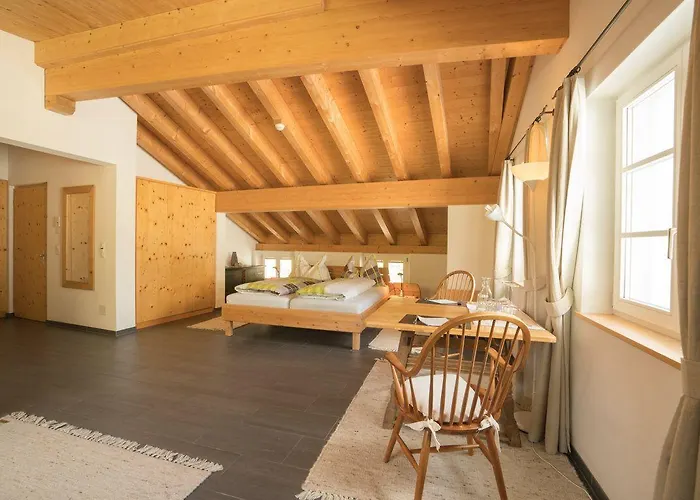 Hotel & Berninahaus 3*