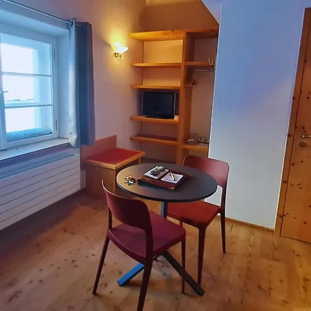 & Berninahaus Hotel 3*